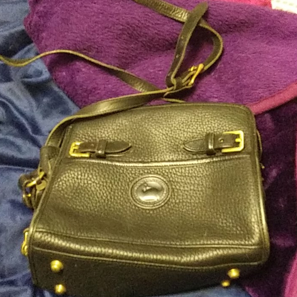 Black Dooney & Bourke handbag.